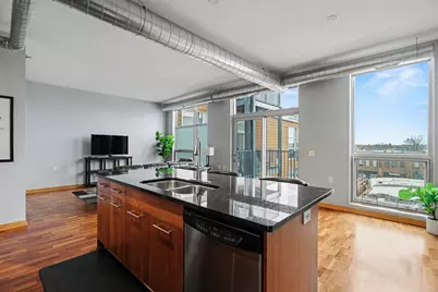 1211 Lagoon Avenue #410, Minneapolis, MN 55408 - Photo 9