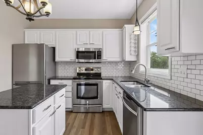 15105 Dupont Path, Apple Valley, MN 55124 - Photo 13