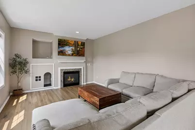 15105 Dupont Path, Apple Valley, MN 55124 - Photo 17