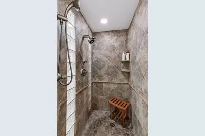 607 Washington Avenue S #307, Minneapolis, MN 55415 - Photo 23