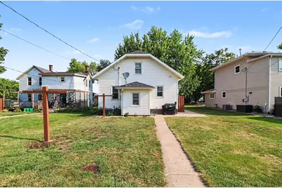 302 Elm Avenue SW, Montgomery, MN 56069 - Photo 23