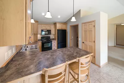 1407 Woodland Way, Lake City, MN 55041 - Photo 9
