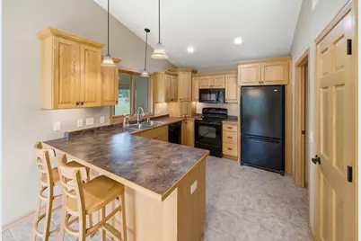 1407 Woodland Way, Lake City, MN 55041 - Photo 7