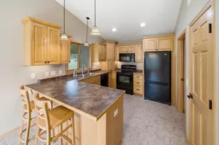 1407 Woodland Way, Lake City, MN 55041 - Photo 7