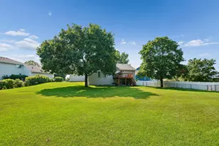 16218 Parkview Dr SE, Prior Lake, MN 55372 - Photo 3