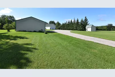 220 4th Avenue SW, Baudette, MN 56623 - Photo 7
