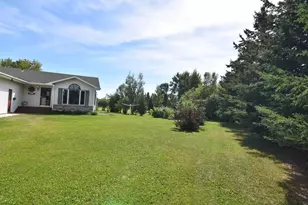 220 4th Ave SW, Baudette, MN 56623 - Photo 5