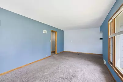 129 S Morningside Drive, Le Sueur, MN 56058 - Photo 5