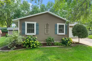 824 Craig Ave SW, Hutchinson, MN 55350 - Photo 67