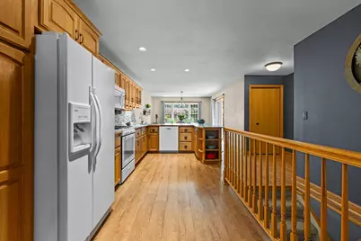 824 Craig Avenue SW, Hutchinson, MN 55350 - Photo 13
