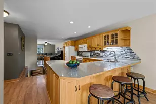 824 Craig Ave SW, Hutchinson, MN 55350 - Photo 19