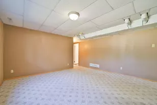 6205 Donald St, Baxter, MN 56425 - Photo 27