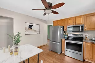 1404 12th Ave NE, Rochester, MN 55906 - Photo 9