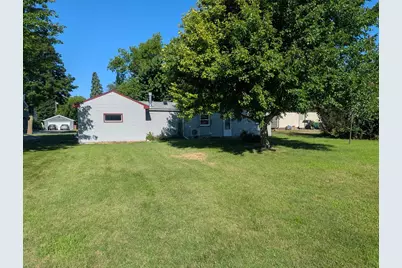 808 S 11th Street, Montevideo, MN 56265 - Photo 3