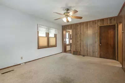 1303 Highland Parkway, Saint Paul, MN 55116 - Photo 5