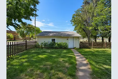403 5th Street NE, Staples, MN 56479 - Photo 3