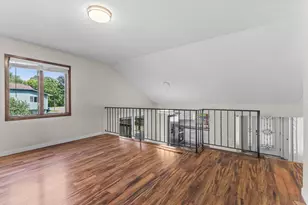 403 Pierce St NE, Minneapolis, MN 55413 - Photo 17