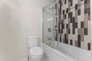 403 Pierce St NE, Minneapolis, MN 55413 - Photo 21
