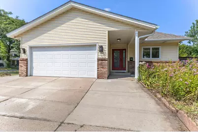 403 Pierce Street NE, Minneapolis, MN 55413 - Photo 5
