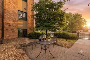 2532 1st Ave S, Minneapolis, MN 55404 - Photo 21