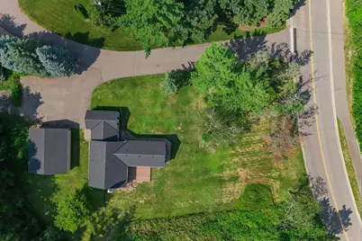 1922 Oakland Road, Minnetonka, MN 55305 - Photo 35