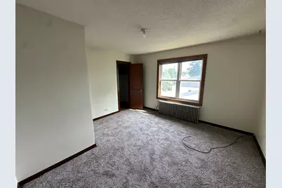 510 Arnold Avenue N, Thief River Falls, MN 56701 - Photo 7
