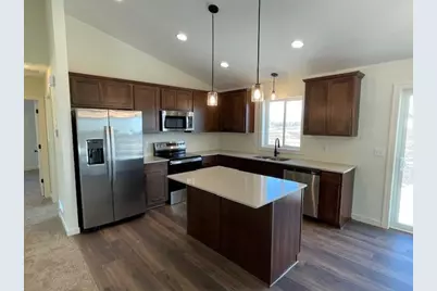 3423 Maple Drive S, Cambridge, MN 55008 - Photo 3