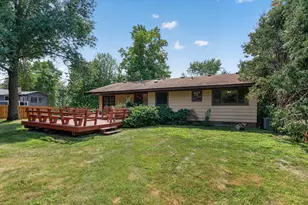 420 N Comstock Ln N, Plymouth, MN 55447 - Photo 35