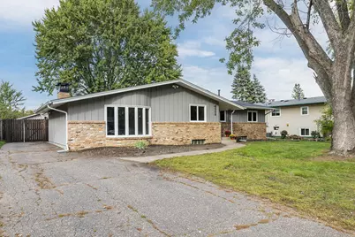 6208 81st Avenue N, Brooklyn Park, MN 55443 - Photo 3