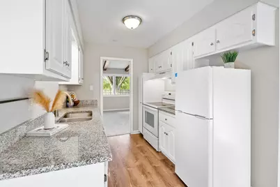 6208 81st Avenue N, Brooklyn Park, MN 55443 - Photo 7