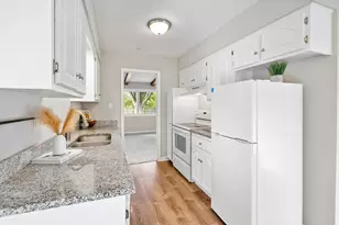 6208 81st Ave N, Brooklyn Park, MN 55443 - Photo 7