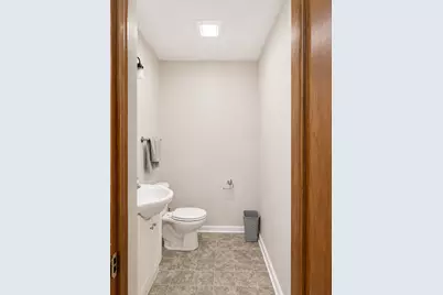 816 3rd Street SE, Willmar, MN 56201 - Photo 11