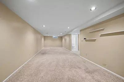 8439 Colfax Avenue S, Bloomington, MN 55420 - Photo 19