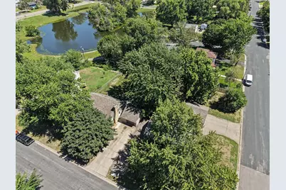 8439 Colfax Avenue S, Bloomington, MN 55420 - Photo 27
