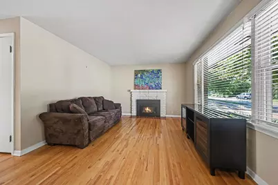 8439 Colfax Avenue S, Bloomington, MN 55420 - Photo 5