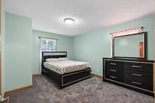 1587 Ruth St N, Saint Paul, MN 55119 - Photo 13