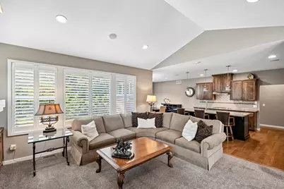 14318 Shore Crest Drive NW, Prior Lake, MN 55372 - Photo 5