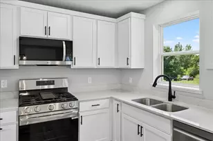 37537 Greenway Ave, North Branch, MN 55056 - Photo 11