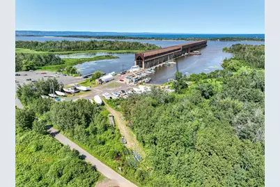 92 30th Avenue E, Superior, WI 54880 - Photo 21