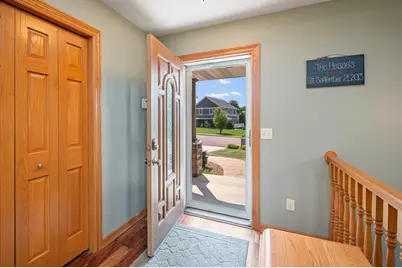 105 Hidden Oaks Circle, Mankato, MN 56001 - Photo 11