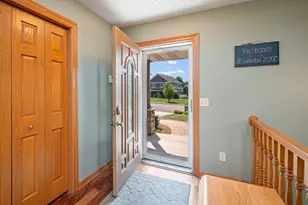 105 Hidden Oaks Cir, Mankato, MN 56001 - Photo 11
