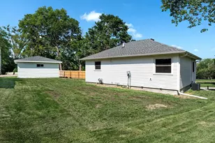 103 11th Ave SW, Austin, MN 55912 - Photo 23