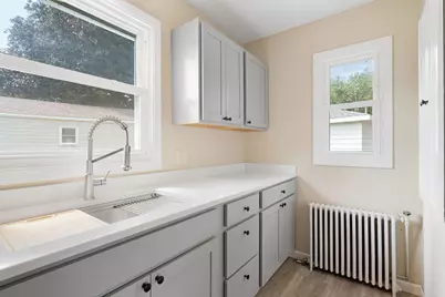 103 11th Avenue SW, Austin, MN 55912 - Photo 9