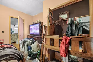 606 S Miller Ave, Litchfield, MN 55355 - Photo 9