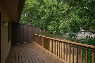 219 W Eagle Lake Dr, Maple Grove, MN 55369 - Photo 27