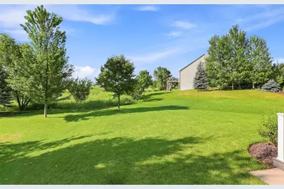 3942 Campello Curve, Chaska, MN 55318 - Photo 33