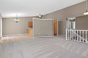 7432 Vinewood Ln N, Maple Grove, MN 55311 - Photo 11