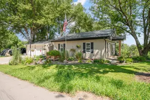 10 9th Ave NW, Oronoco, MN 55960 - Photo 1