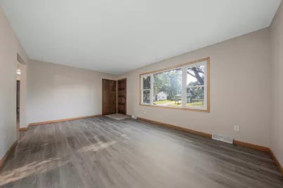 1209 7th Street SE, Waseca, MN 56093 - Photo 13