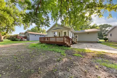 1209 7th Street SE, Waseca, MN 56093 - Photo 7